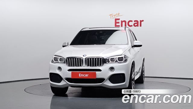 BMW X5 xDrive 40d — пробег 186 689 км — фото 3 из 5