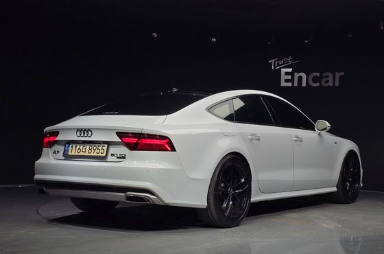 Audi A7 50 TDI Quattro Sport 4G — пробег 129 552 км — фото 2 из 5