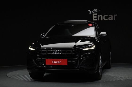 Audi Q8 55 TFSI Quattro Premium — пробег 26 363 км — фото 3 из 5