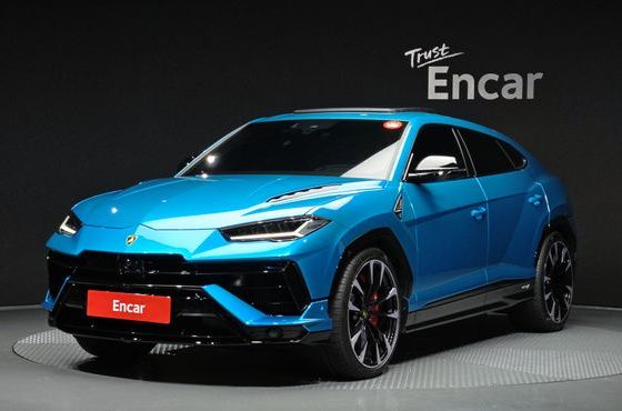 Lamborghini Urus 4.0 V8 S — пробег 4 208 км — фото 1 из 5