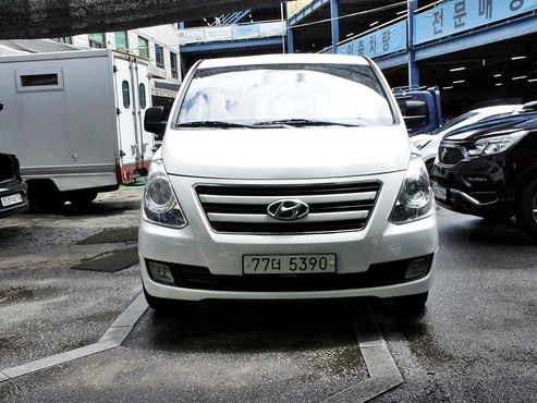 Hyundai Starex 12-Seater Wagon Modern — пробег 274 585 км — фото 2 из 5