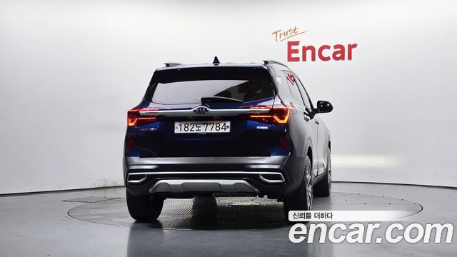 Kia Seltos из Кореи Encar