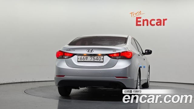 Hyundai AVANTE из Кореи Encar