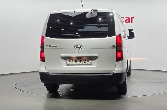Hyundai Starex Van 3-Seater Style — пробег 151 403 км — фото 4 из 5