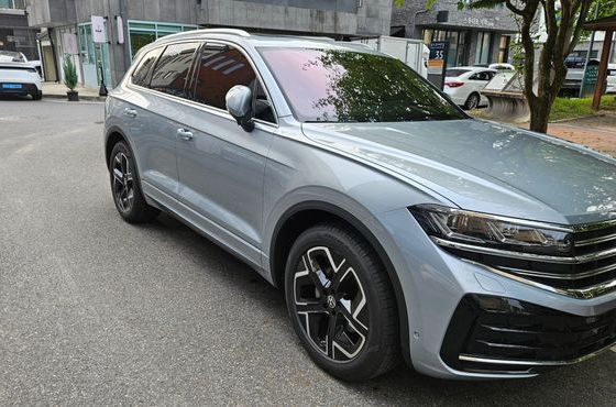 Volkswagen Touareg 3.0 TDI Prestige — пробег 624 км — фото 3 из 5