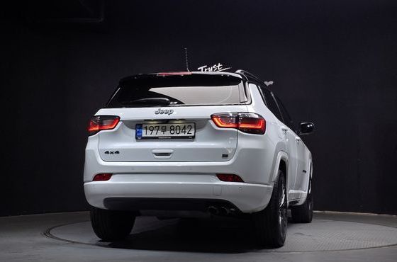 Jeep Compass S 2.4 AWD — пробег 24 342 км — фото 4 из 5