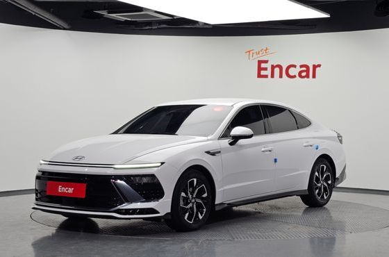 Hyundai Sonata 2.0 Premium — пробег 13 810 км — фото 1 из 5
