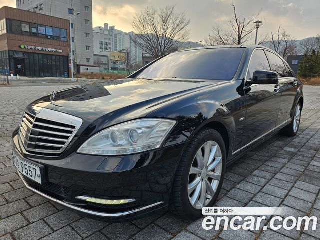 Mercedes-Benz S-Class S500L BlueEFFICIENCY — пробег 189 300 км — фото 2 из 5
