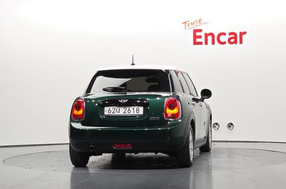 Mini Cooper 5Door Standard 3rd — пробег 38 151 км — фото 4 из 5