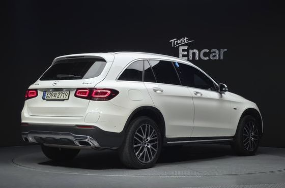 Mercedes-Benz GLC-Class GLC300e 4MATIC — пробег 34 123 км — фото 2 из 5