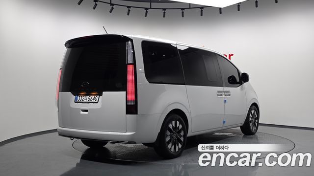 Hyundai Staria из Кореи Encar