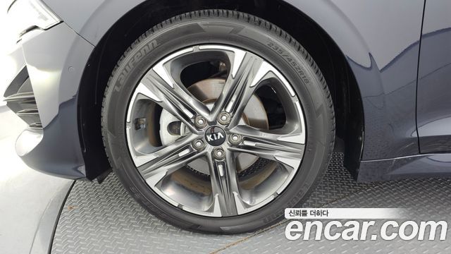 Kia K5 из Кореи Encar