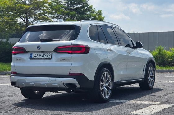 BMW X5 xDrive 30d xLine — пробег 68 334 км — фото 2 из 5