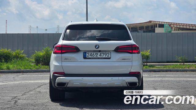 BMW X5 xDrive 30d xLine — пробег 68 334 км — фото 4 из 5