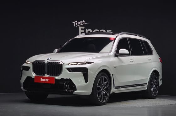 BMW X7 xDrive 40d M Sport 7 STR — пробег 77 062 км — фото 1 из 5