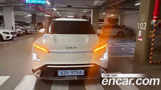 Kia EV5 Long Range 2WD AIr — пробег 247 км — фото 1 из 5