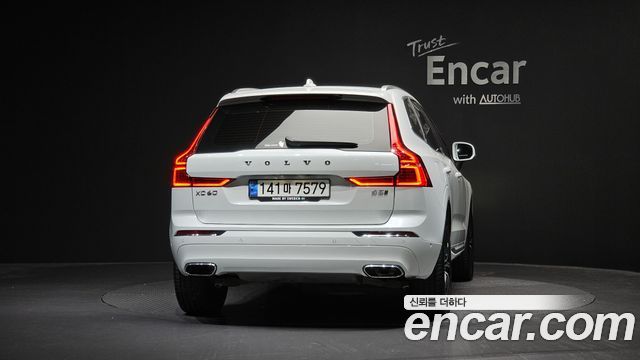Volvo XC60 B5 Inscription — пробег 20 358 км — фото 4 из 5