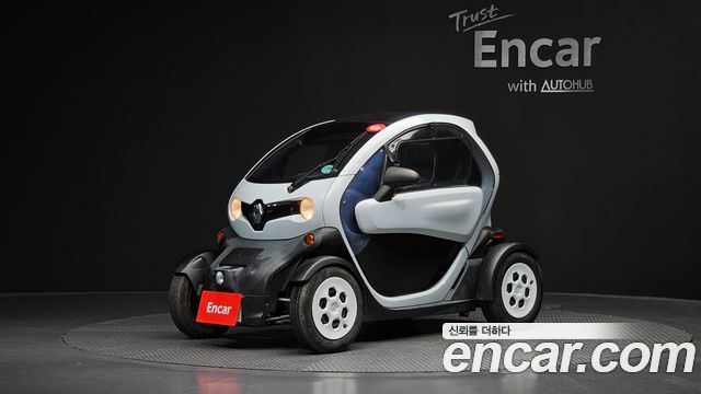 Renault (Samsung) Twizy Life(2-Seater) — пробег 7 021 км — фото 1 из 5
