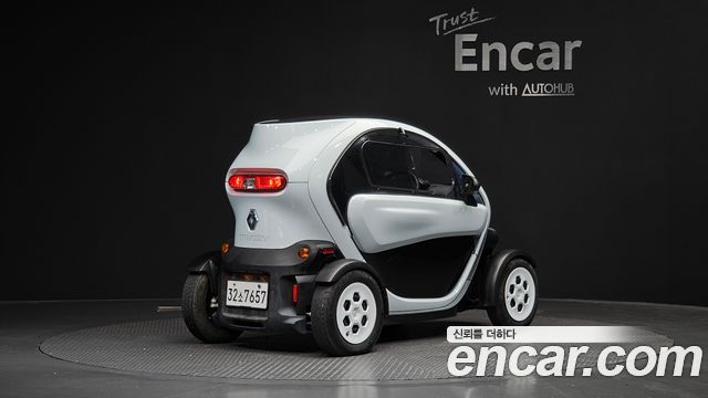 Renault (Samsung) Twizy Life(2-Seater) — пробег 7 021 км — фото 2 из 5