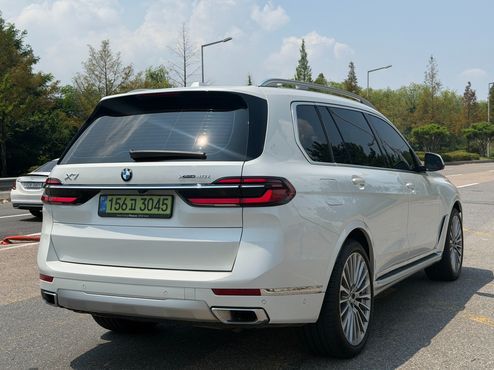 BMW X7 xDrive 40i Design Pure Excellence 6-Seater — пробег 11 343 км — фото 2 из 5