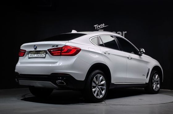 BMW X6 xDrive 30d — пробег 135 223 км — фото 2 из 5