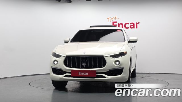 Maserati Levante из Кореи Encar