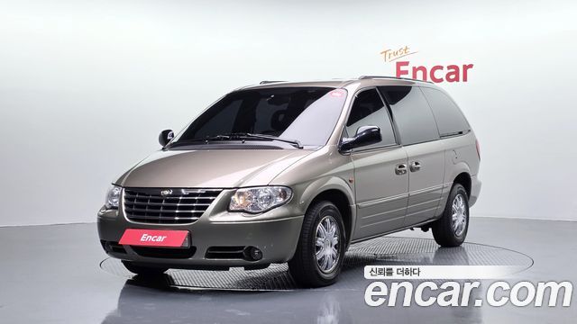 Chrysler Grand Voyager 3.3 LIMITED — пробег 39 685 км — фото 1 из 5