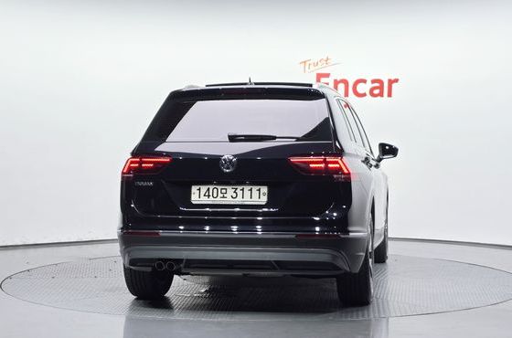 Volkswagen Tiguan 2.0 TDI Prestige — пробег 81 394 км — фото 4 из 5