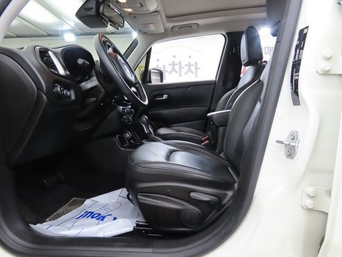 Jeep Renegade 2.4 Limited — пробег 47 746 км — фото 5 из 5