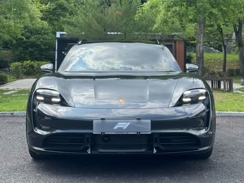 Porsche Taycan Turbo Cross Turismo — пробег 24 000 км — фото 1 из 5