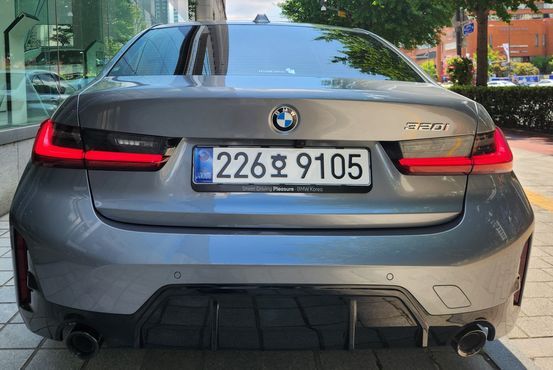BMW 3-Series 320i M Sport — пробег 470 км — фото 2 из 5