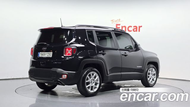 Jeep Renegade 2.4 Limited — пробег 65 188 км — фото 2 из 5