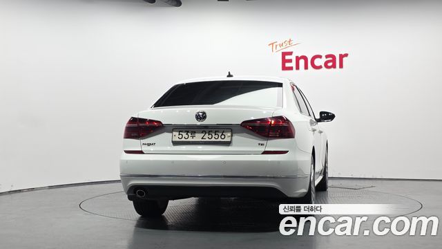 Volkswagen Passat из Кореи Encar