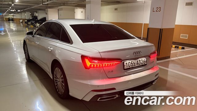 Audi A6 40 TDI Premium — пробег 39 500 км — фото 2 из 5