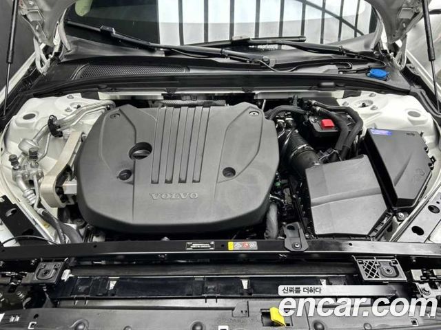 Volvo V60 из Кореи Encar
