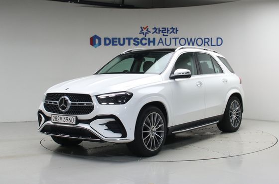 Mercedes-Benz GLE-Class GLE450 4MATIC — пробег 9 883 км — фото 1 из 5