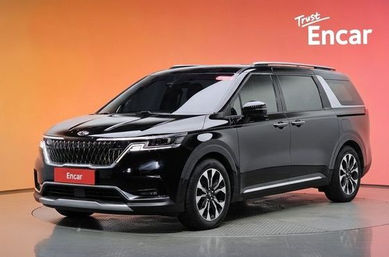 Kia Carnival 9-Seater Signature — пробег 129 145 км — фото 1 из 5