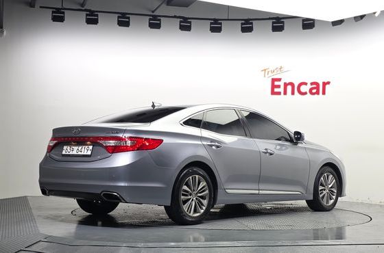 Hyundai Grandeur HG240 Modern Collection — пробег 152 800 км — фото 2 из 5