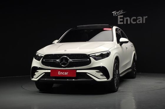 Mercedes-Benz GLC-Class GLC300 4MATIC Coupe — пробег 13 488 км — фото 3 из 5