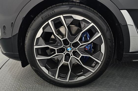 BMW X7 xDrive 40i M Sport 6STR — пробег 165 км — фото 5 из 5