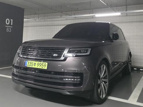 Land Rover Range Rover P530 Autobiography Long Wheel Base — пробег 35 000 км — фото 1 из 5