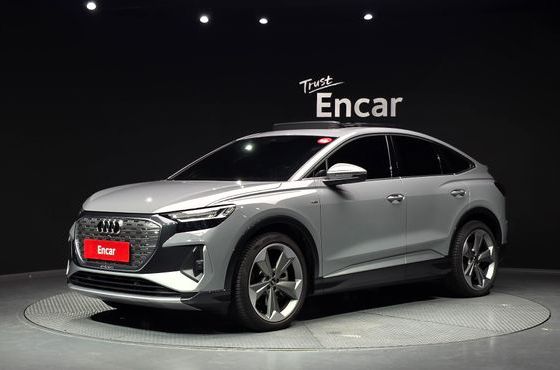 Audi Q4 e-tron 45 Premium Sportback — пробег 9 991 км — фото 1 из 5