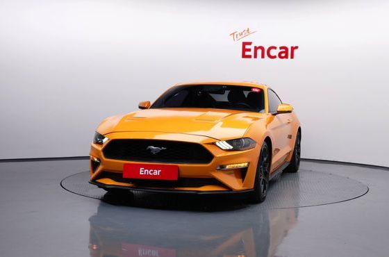 Ford Mustang Coupe — пробег 24 752 км — фото 3 из 5