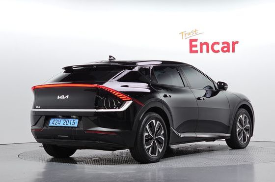 Kia EV6 Long Range Air — пробег 71 409 км — фото 2 из 5