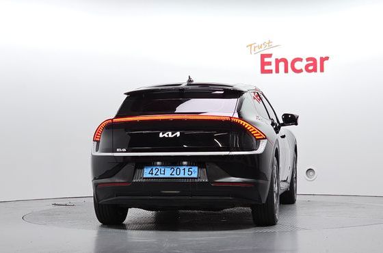 Kia EV6 Long Range Air — пробег 71 409 км — фото 4 из 5
