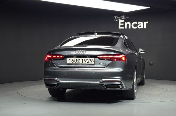 Audi A5 40 TDI Quattro Premium Sportback — пробег 143 696 км — фото 4 из 5