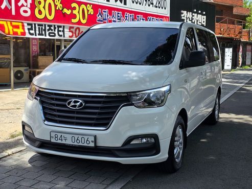 Hyundai Starex Van 3-Seater Smart — пробег 191 047 км — фото 2 из 5