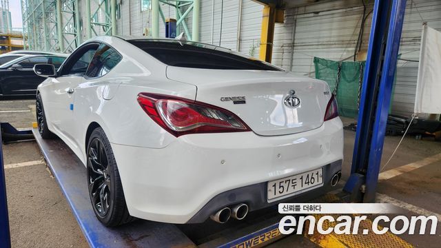 Hyundai Genesis из Кореи Encar