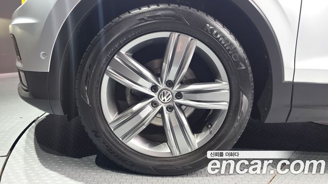 Volkswagen Tiguan из Кореи Encar