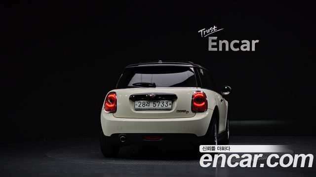 Mini Cooper Mid 3rd — пробег 67 985 км — фото 4 из 5
